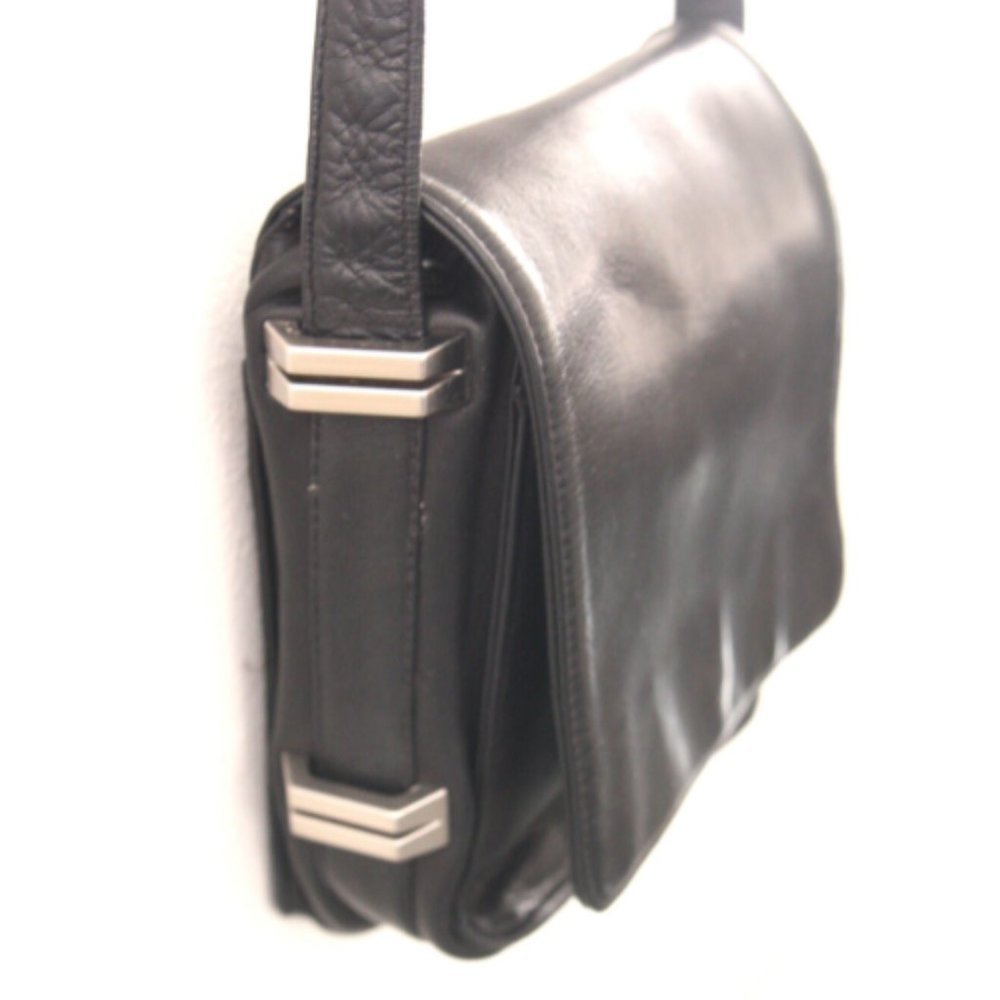 Vintage Perlina CrossBody Black With Silver Details